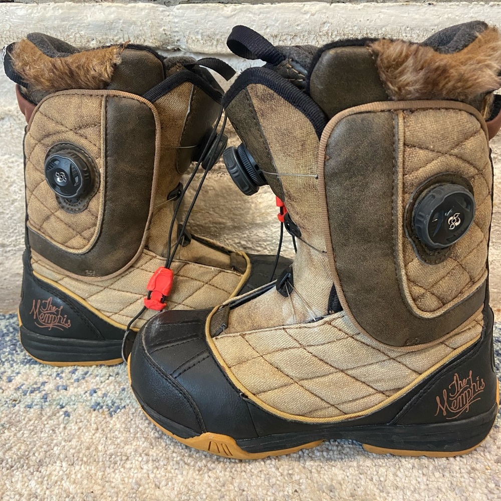 Rome Memphis snowboard boots